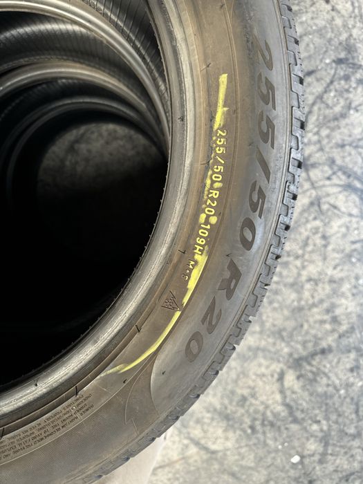 255/50/20 Pirelli M+S