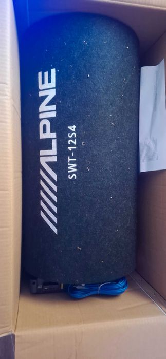 Vand subwoofer Alpine SWT-12S4 1000W In garantie