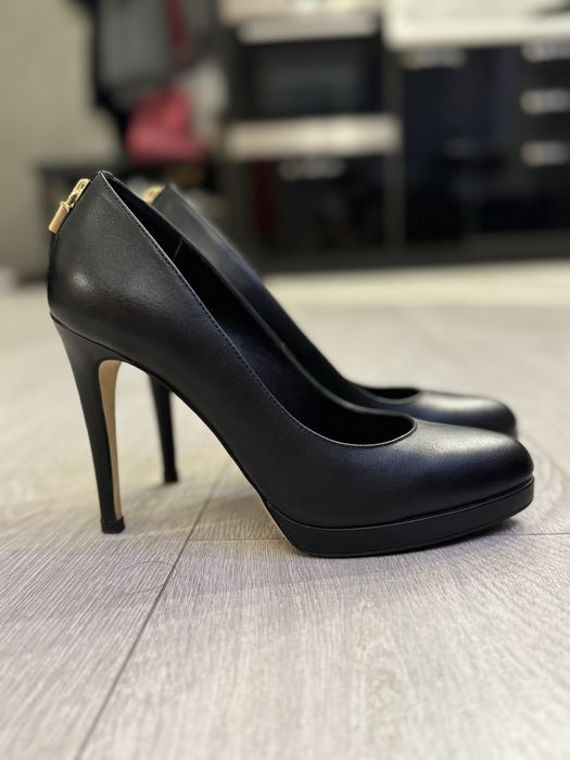 Обувь женская