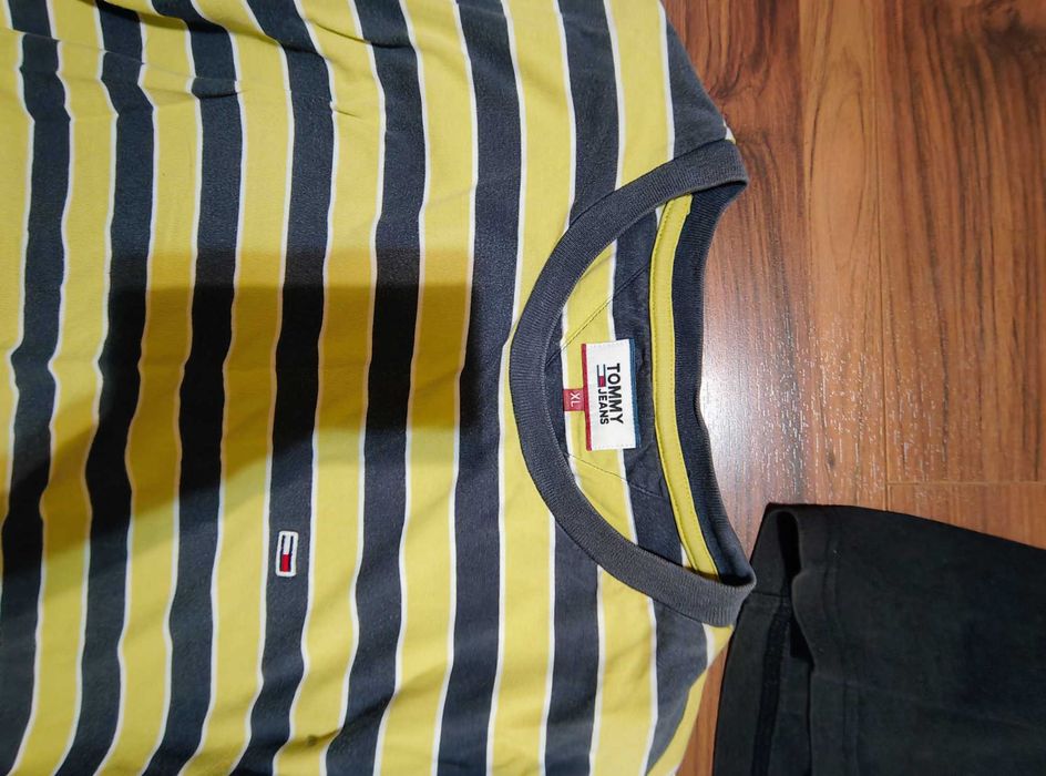 Lot XL L  tricouri Hilfiger Levis calvin klein