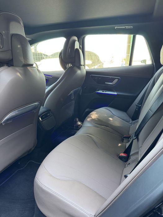Mercedes benz eqe500 suv/12000km probeg