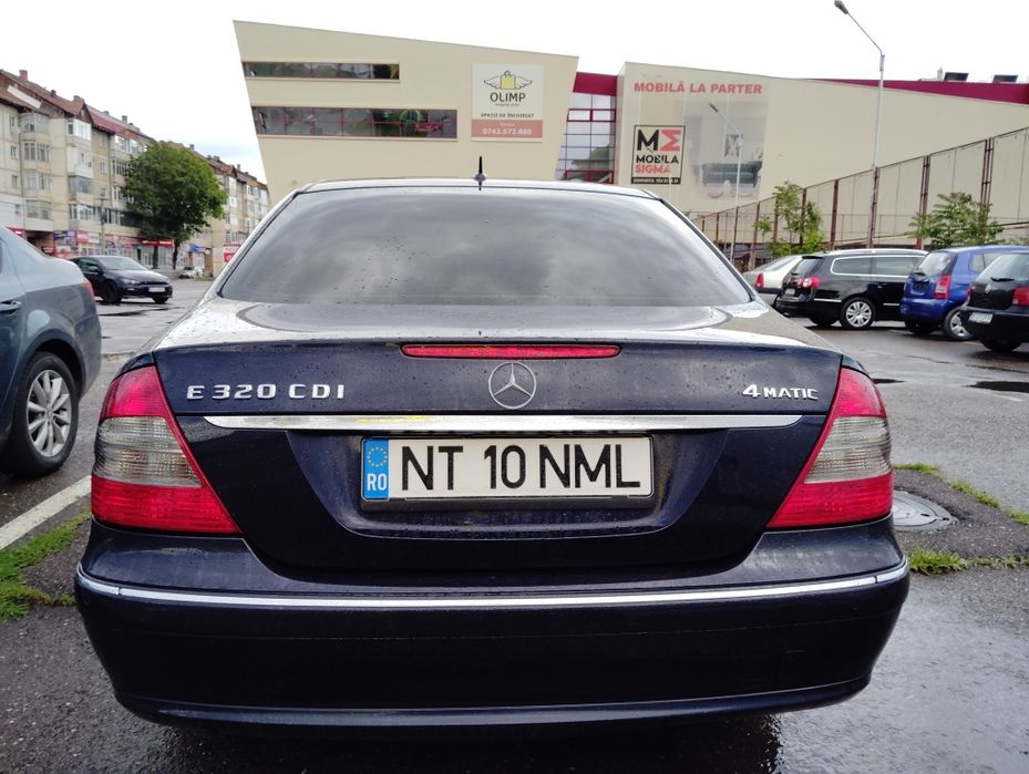 Mercedes E 320 4 matic