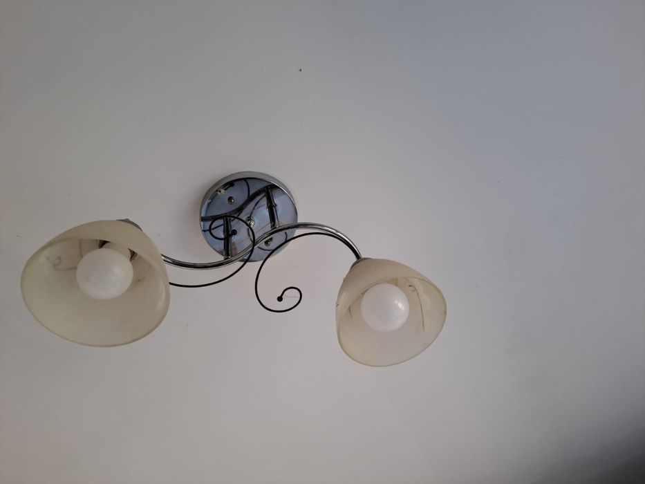 Продам люстры по 5000