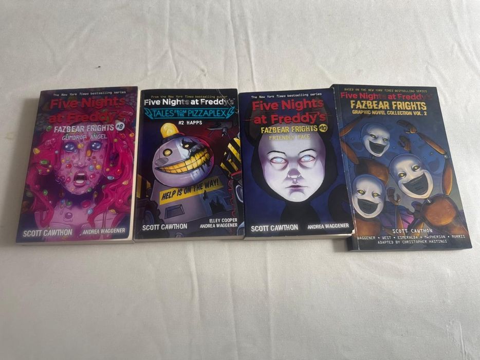 Продаю книги и комиксы фнаф