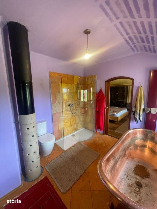 Casa ecologica din beton de canepa, 200 mp, 11 arii teren, zona Tautii