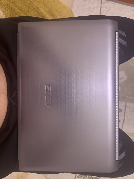 Ноутбук ASUS N53S