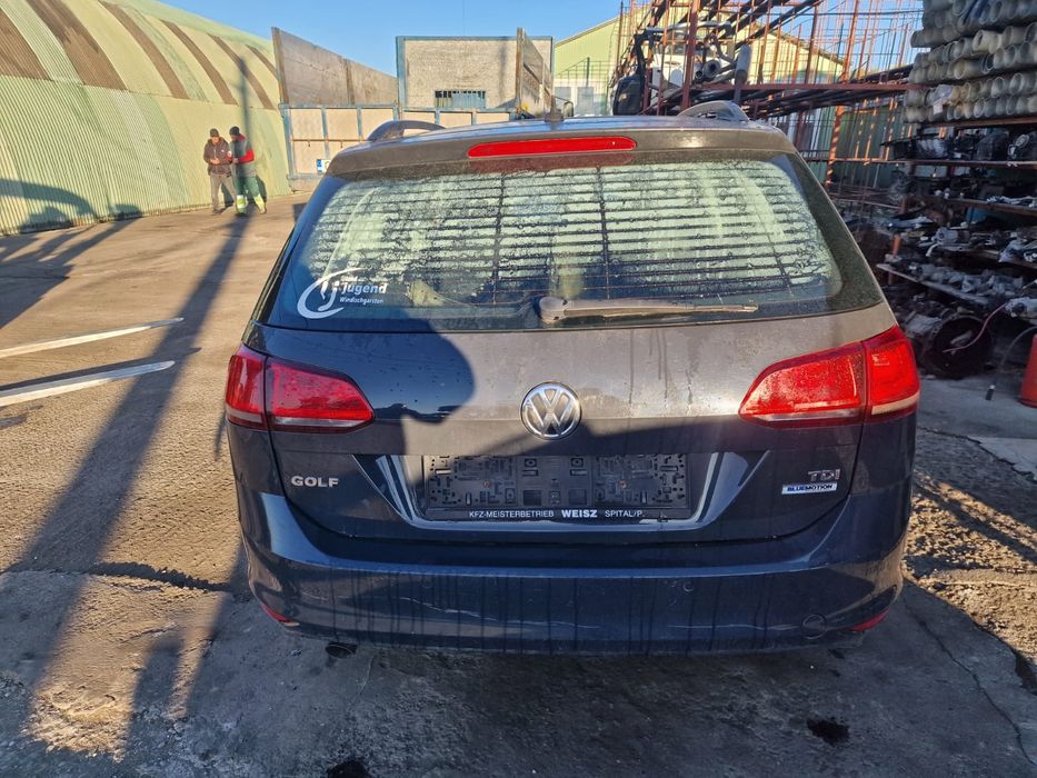 Dezmembram Volkswagen Golf 7 2014 1.6tdi CRK Manual