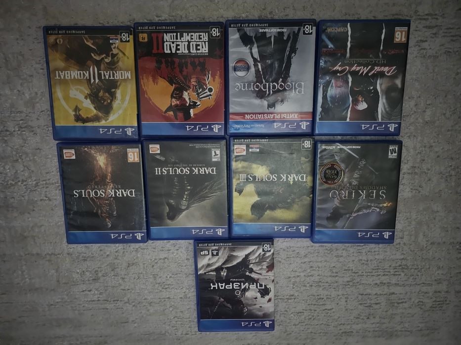 PlayStation 4 продам