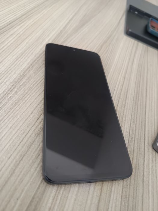 Vând telefon și tabletă