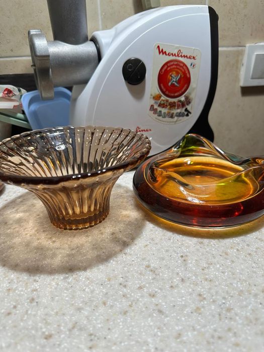 Пепельница цветное стекло