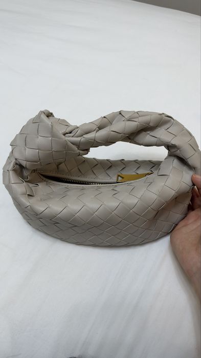 Сумка bottega белая