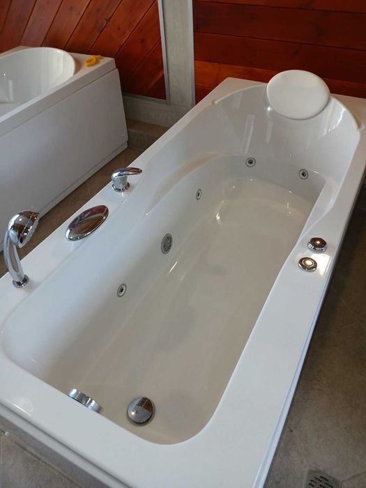 Хидромасажна вана - 2 броя