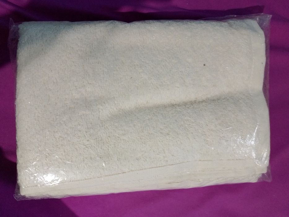 Все вещи новые за шоколад