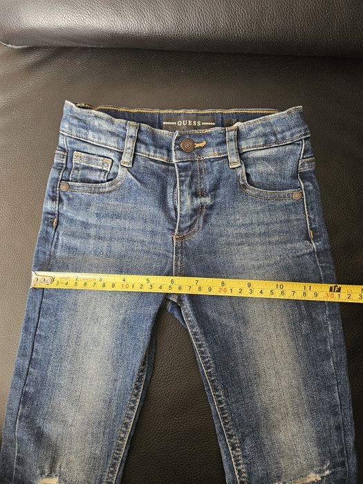 Детски дънки GUESS