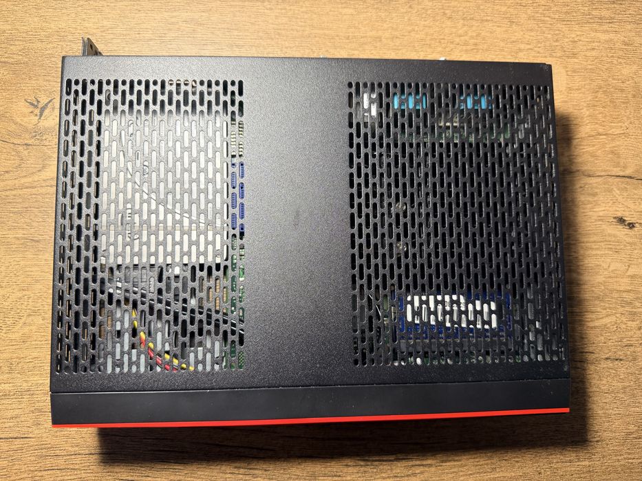 Fujitsu Futro S930 thin client / mini компютър