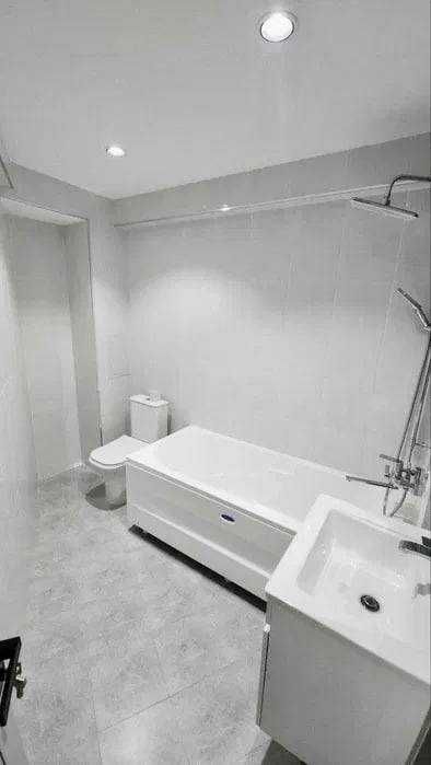 1-комнатная квартира 33 м2 с ремонтом у метро Ойбек, Афросиаб