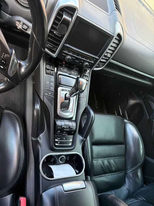 Porsche  Cayenne  2014