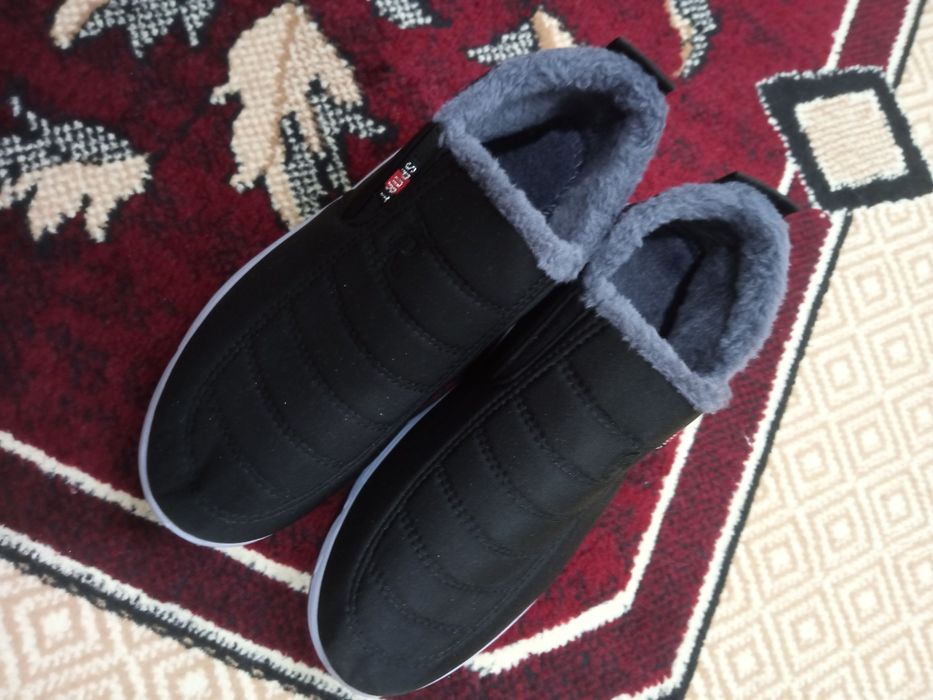 Продам обувь р.40