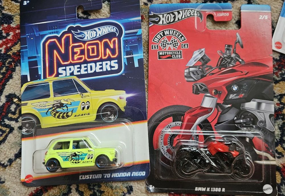 Hot wheels колички