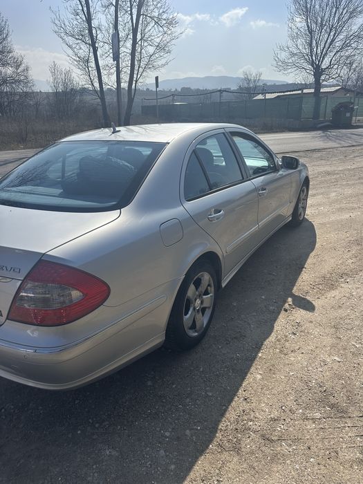 Регистрирана готова за път отлично  състояние