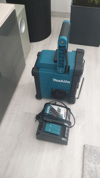 Radio Makita BMR 102