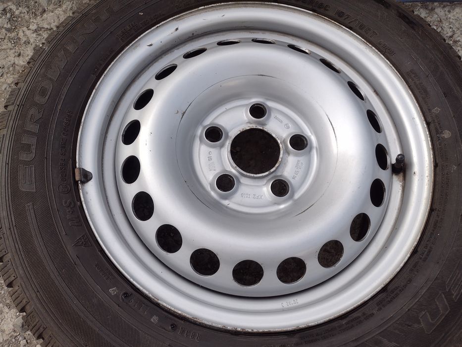 Топ състояние 16-5х120 ЕТ51 6.4j Фолксваген Т5.Т6 Мултиван