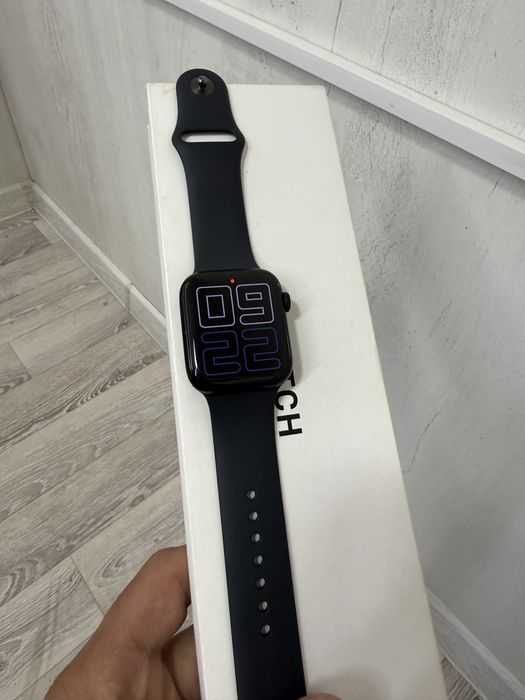 Apple Watch SE2 (44mm)