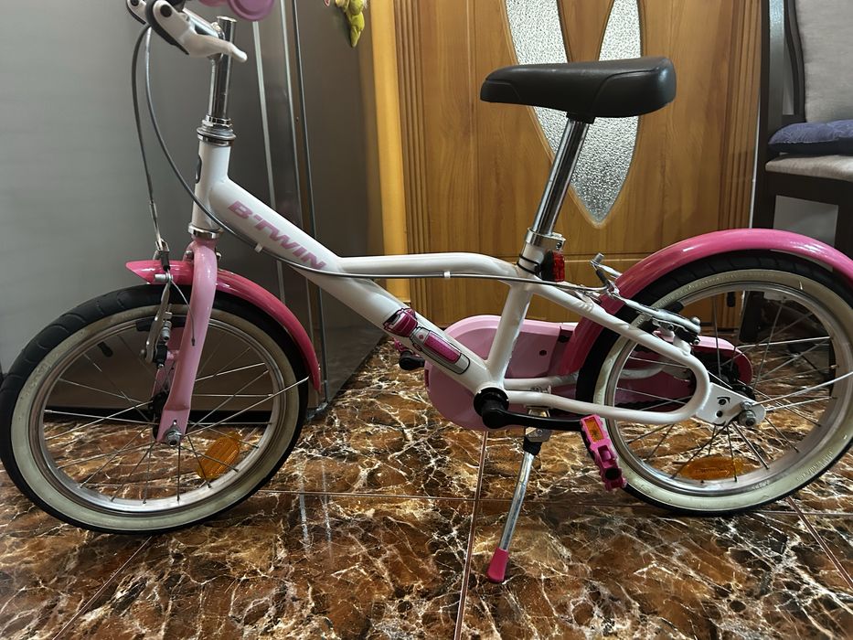 Bicicleta copii folosita foarte putin