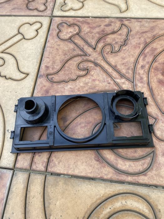 Накладка панели радио ВАЗ-2107