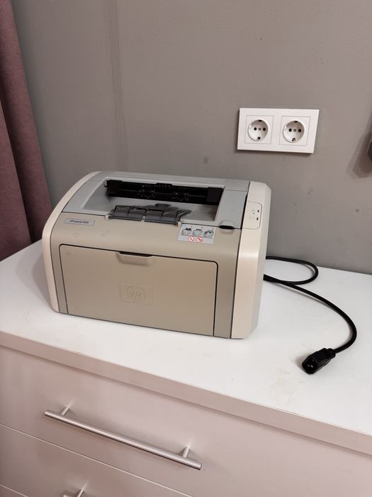 HP LaserJet 1020 — лазерный принтер