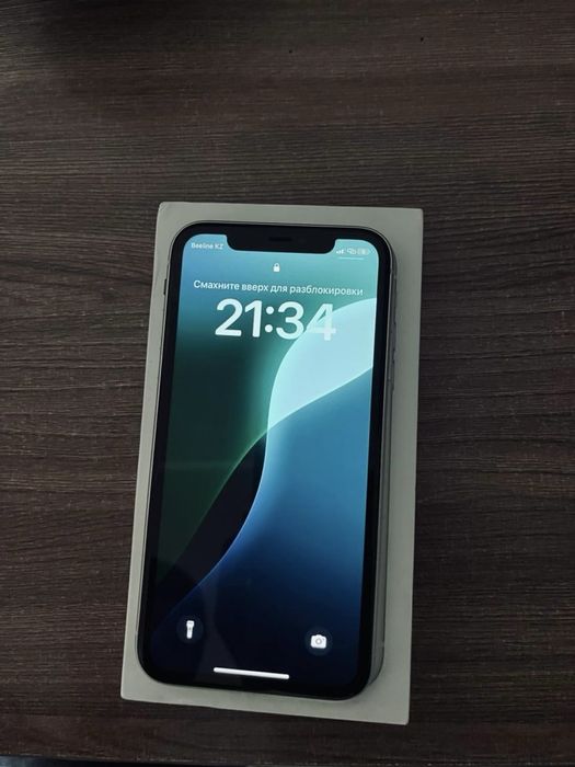 iPhone 11 white 128GB