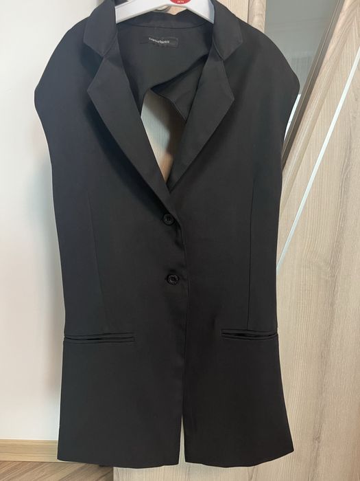 Елеци и сако на Pause jeans.