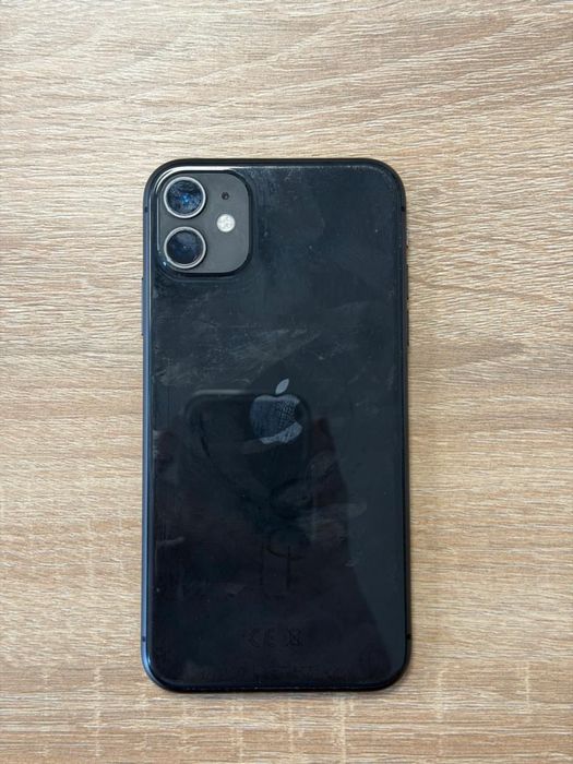 Продам IPHONE 11 в хорошем состоянии