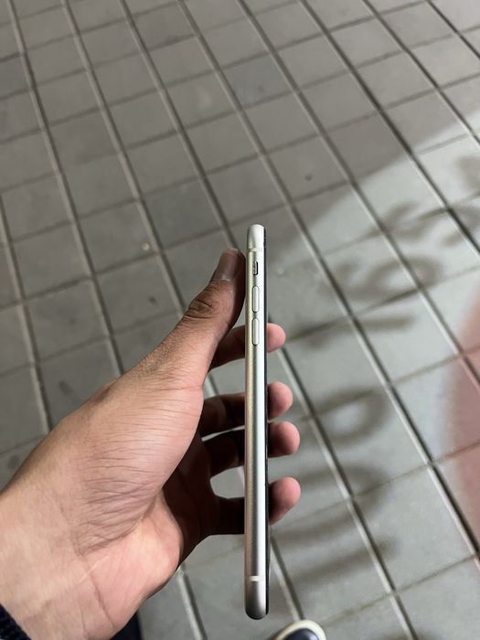 Продам iPhone 11 128 gb white