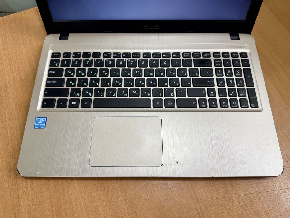 Asus Ноутбук для работы и учебы