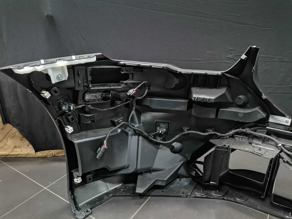 BMW G90 G99 M5 Като Нова Предна Броня Комплект Frozen deep grey