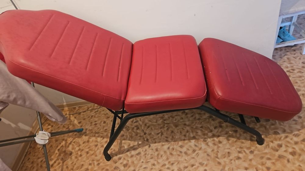 Кушетка косметологическая