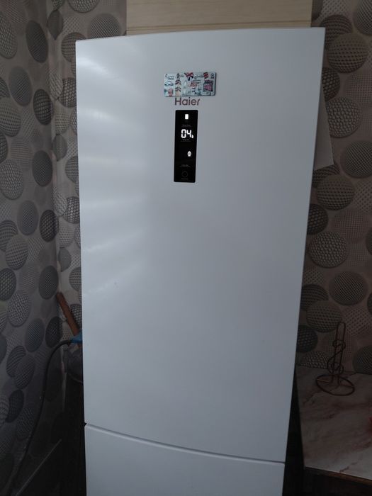 Холодильник HAIER
