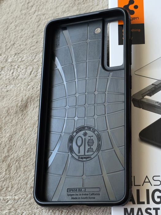 Pachet husa Spigen + folie sticla Spigen pt Samsung S21 FE