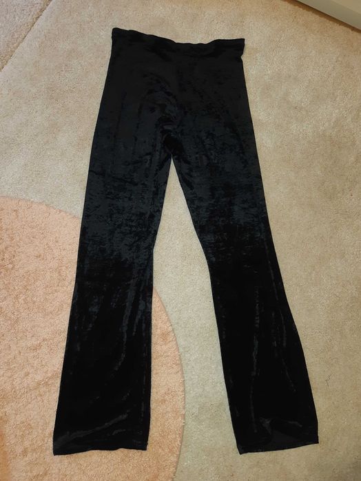 pantaloni de catifea mulati