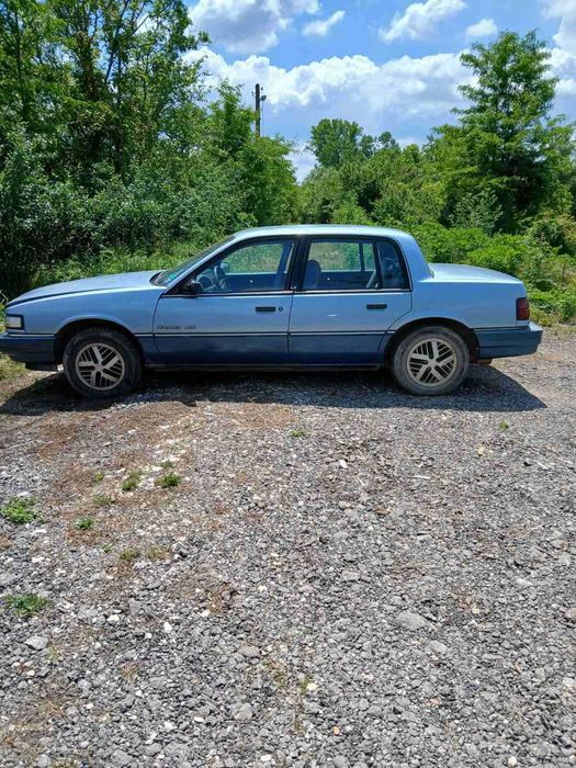 Ретро автомобил Понтиак Grand Am