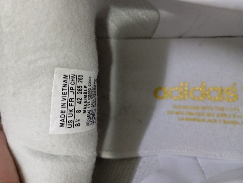 Продам  Adidas Gazelle