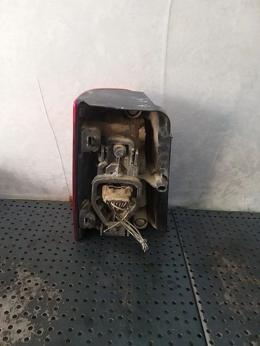 Stop tripla lampa dreapta citroen berlingo 9657976980 9657976780