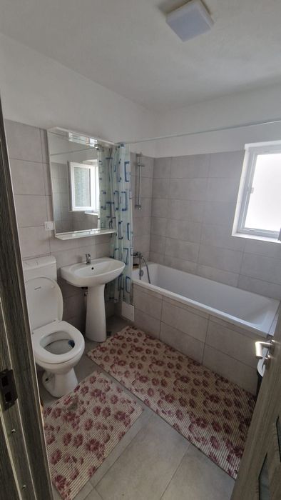 Vand apartament cu 2 camere