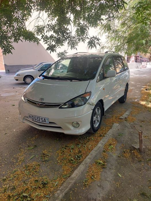 Toyota Previa сотилади