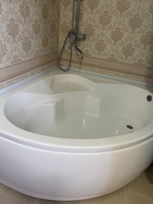 Акриловая ванна.