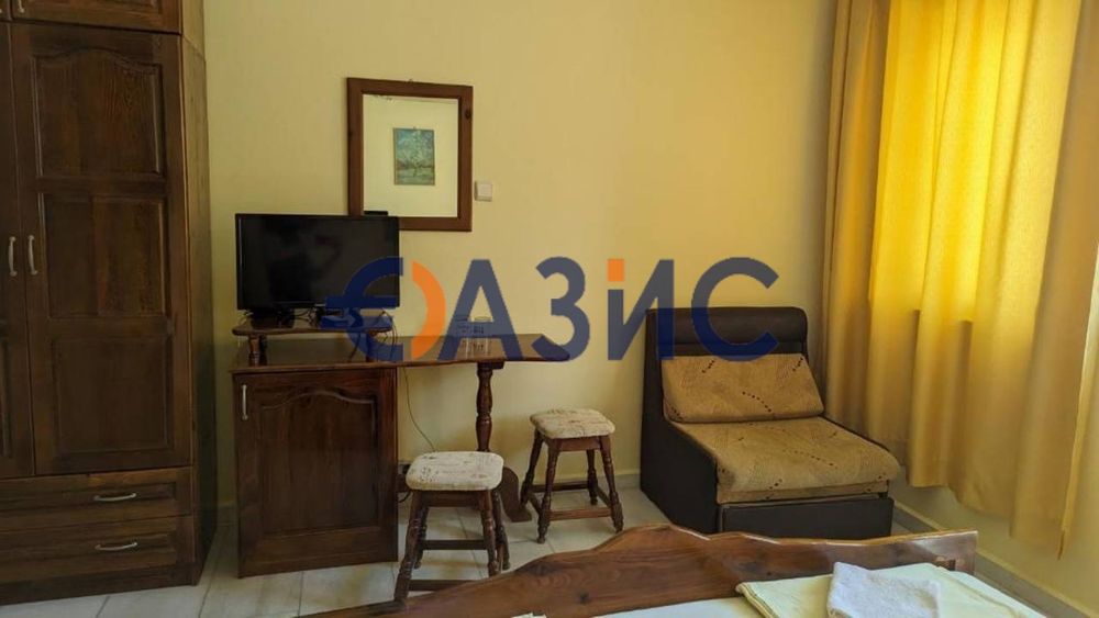 Спешно!!!Семеен хотел в гр. Приморско, 5 етажа, РЗП 780 м2, 26613082