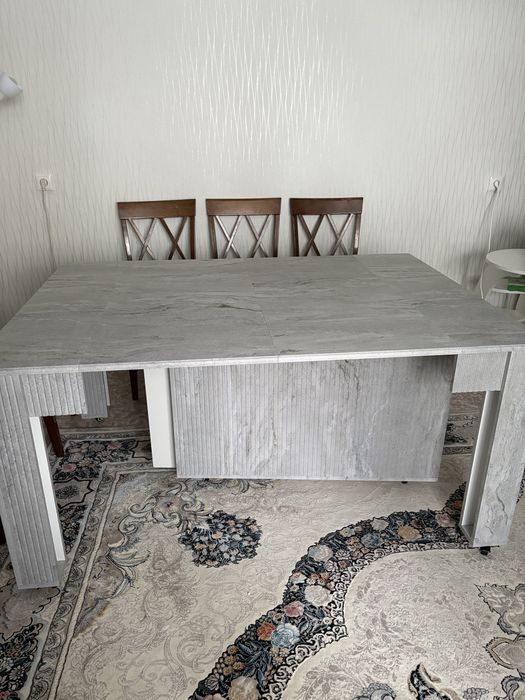 Стол трансформер новый, качество отличное ,