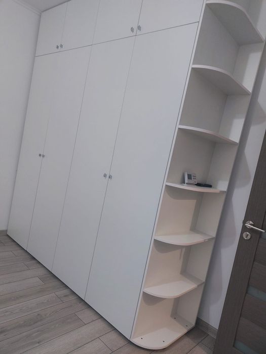 Vând Garsonieră decomandată  Judetean