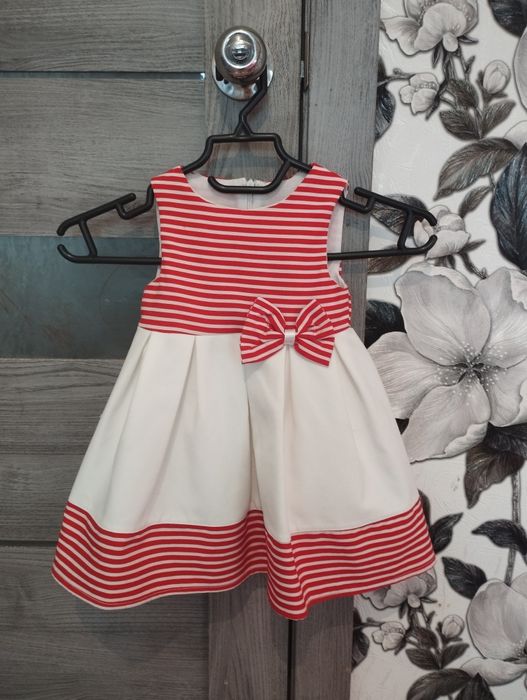 Продам детское платье